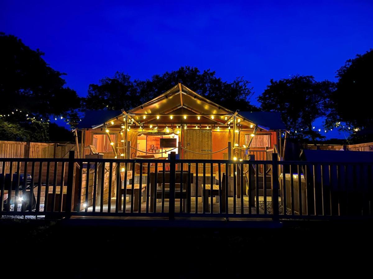 Jungle Book Safari Tent Tenby Esterno foto
